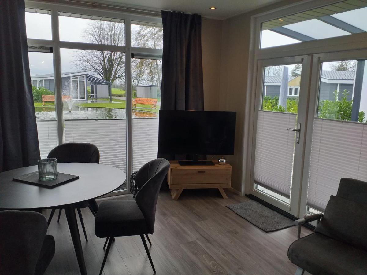 Ferienhaus / Chalet / Bungalow Am See, Holland, Niederlande, Lathum Kültér fotó